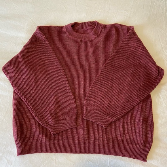 Burgundy crew neck knit sweater - Picture 2 of 6